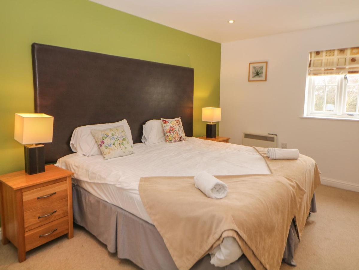 Hopton Villa Матлок Екстериор снимка