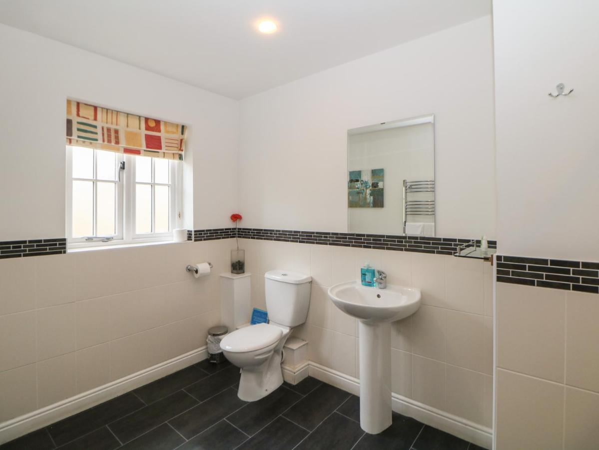 Hopton Villa Матлок Екстериор снимка